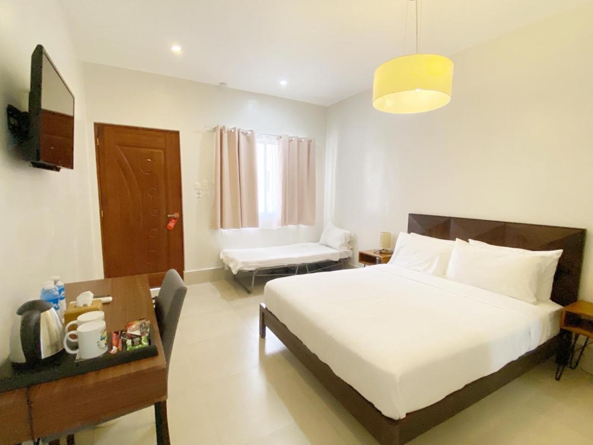 Harman Suites Moalboal Bagian luar foto