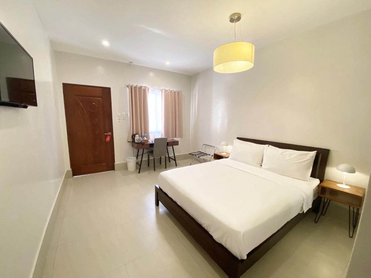 Harman Suites Moalboal Bagian luar foto