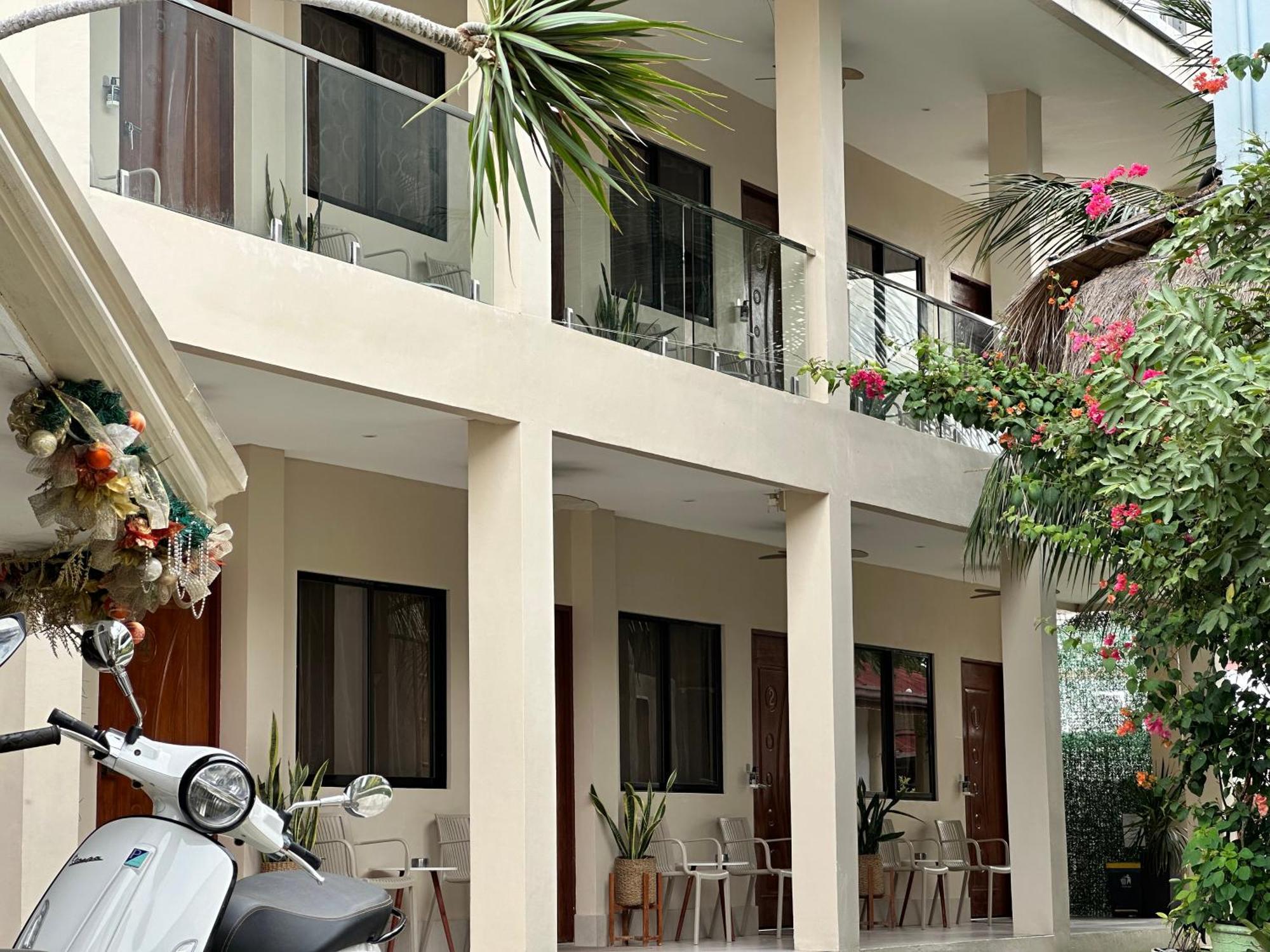 Harman Suites Moalboal Bagian luar foto