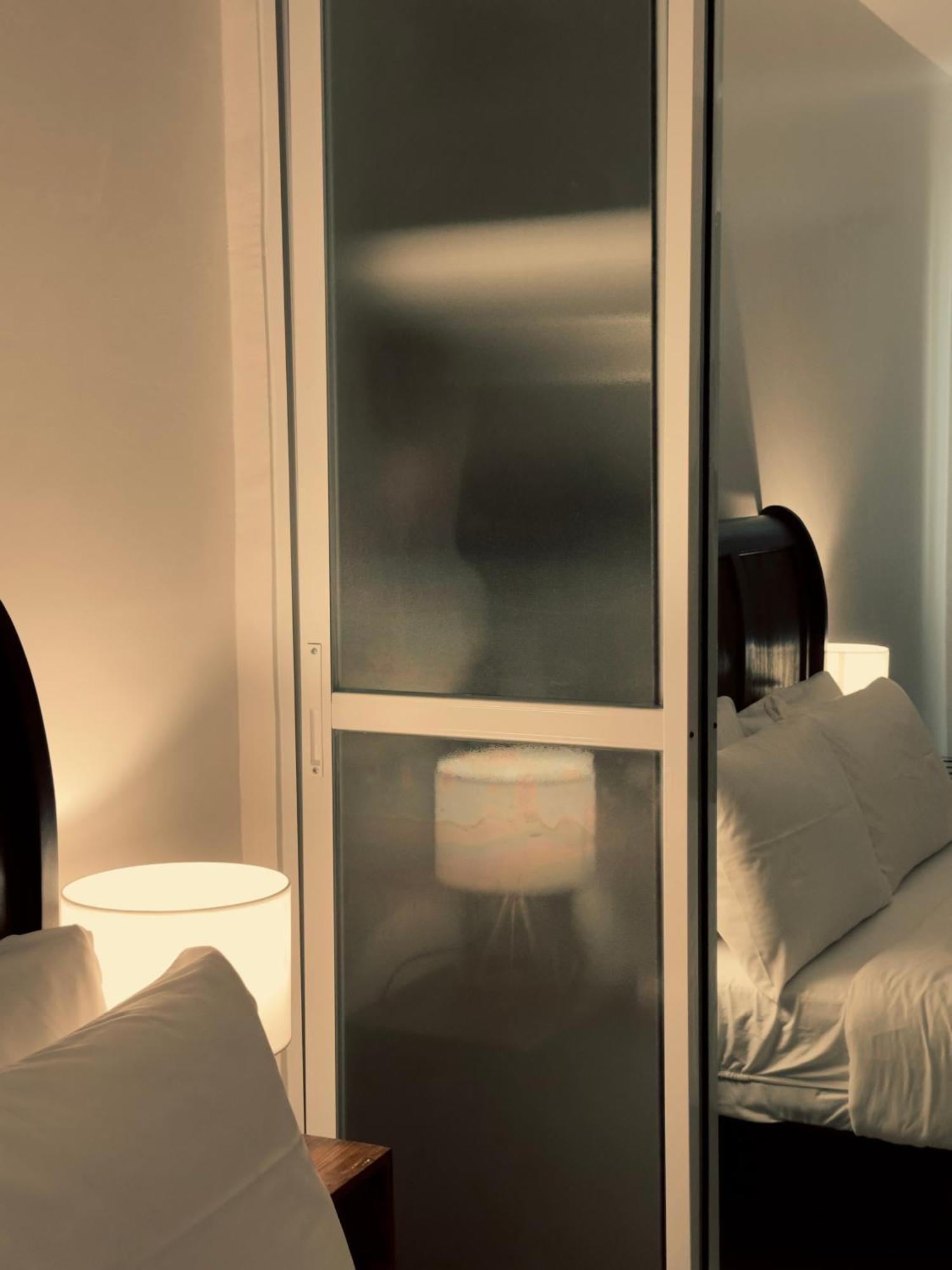 Harman Suites Moalboal Bagian luar foto